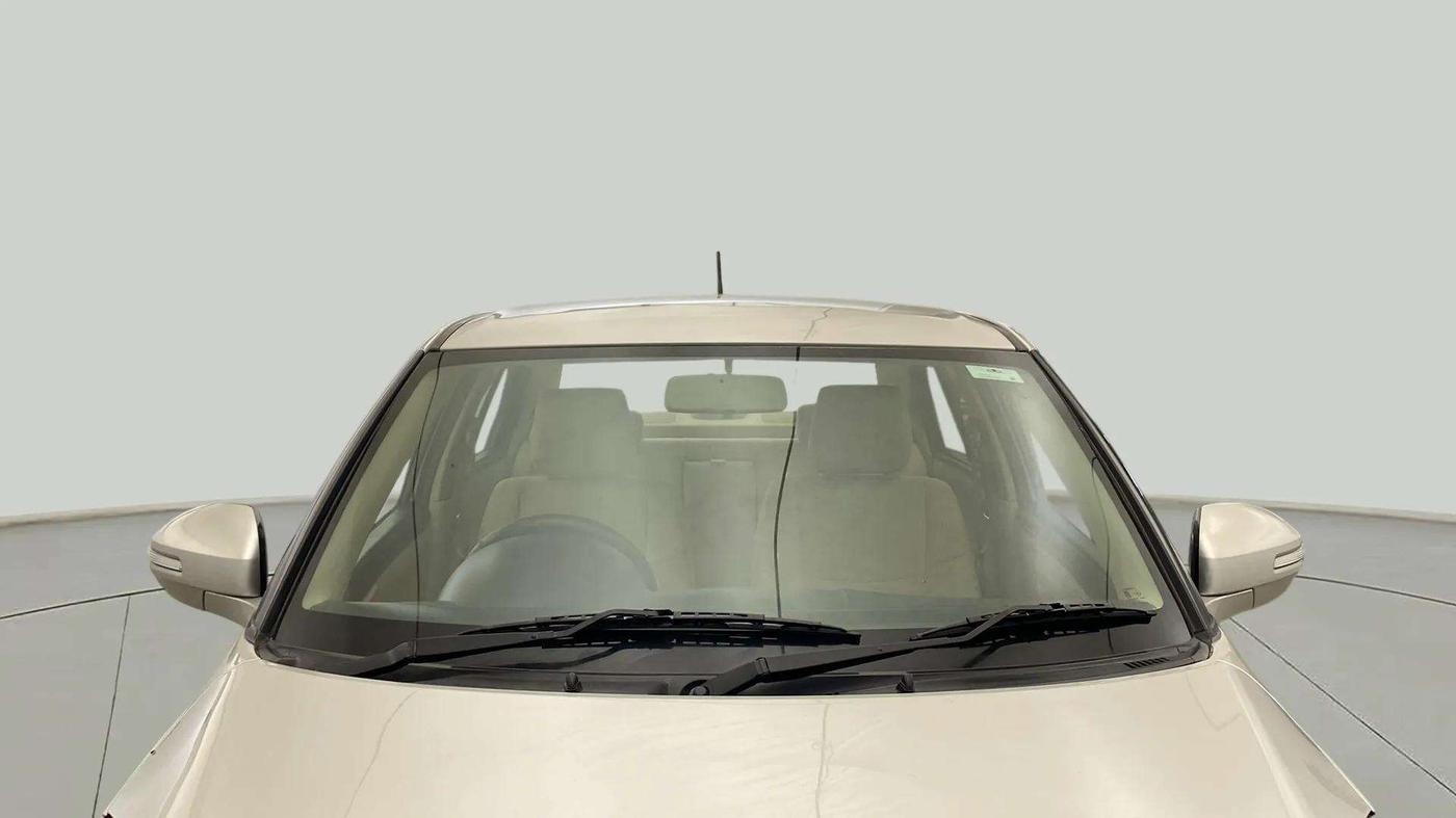 2015 Maruti Swift Dzire VXI, Petrol, Manual, 69,369 km, Front Windshield