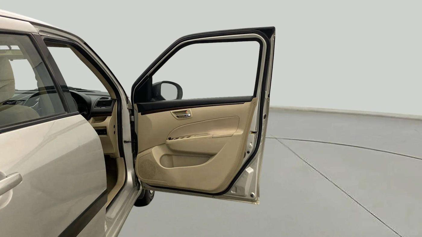 2015 Maruti Swift Dzire VXI, Petrol, Manual, 69,369 km, RHS Front Door