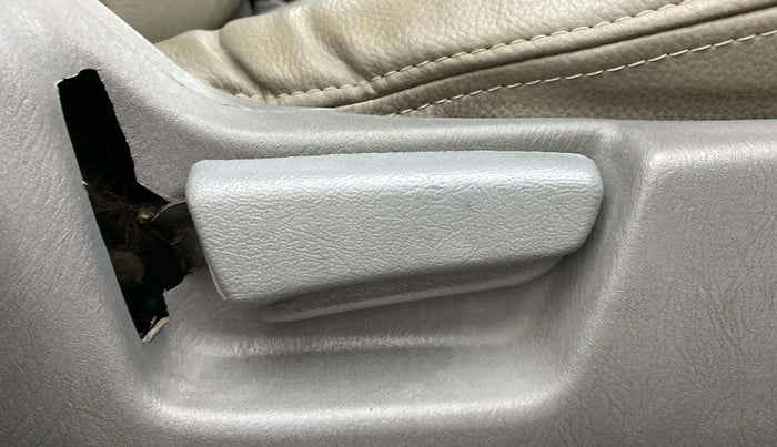 2013 Maruti Alto K10 VXI, Petrol, Manual, 36,873 km, Driver Side Adjustment Panel