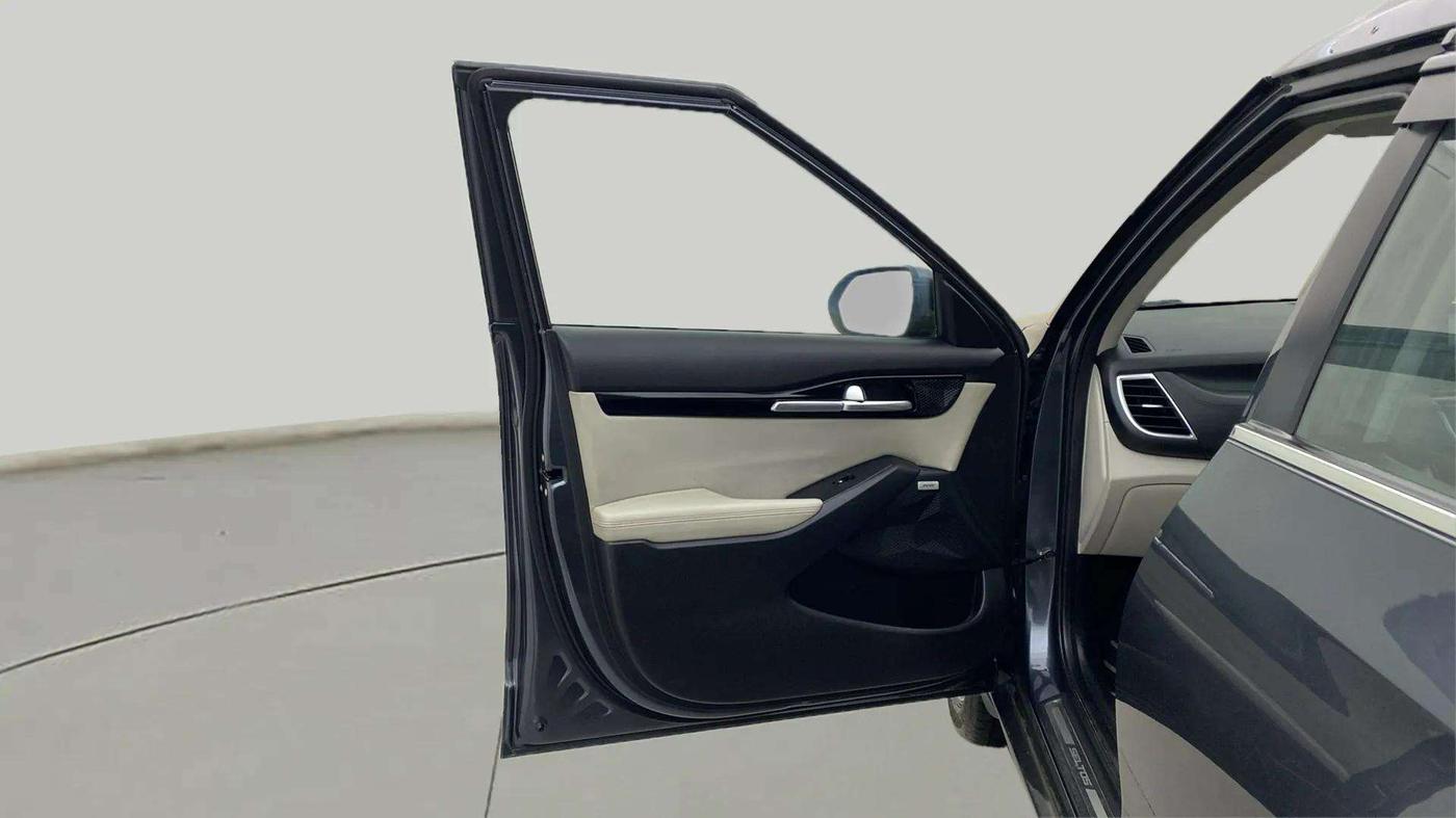 2019 KIA SELTOS GTX PLUS AT 1.5 DIESEL, Diesel, Automatic, 61,747 km, LHS Front Door