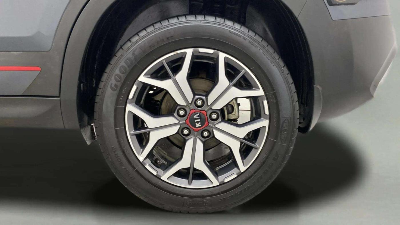 2019 KIA SELTOS GTX PLUS AT 1.5 DIESEL, Diesel, Automatic, 61,747 km, Left Rear Wheel