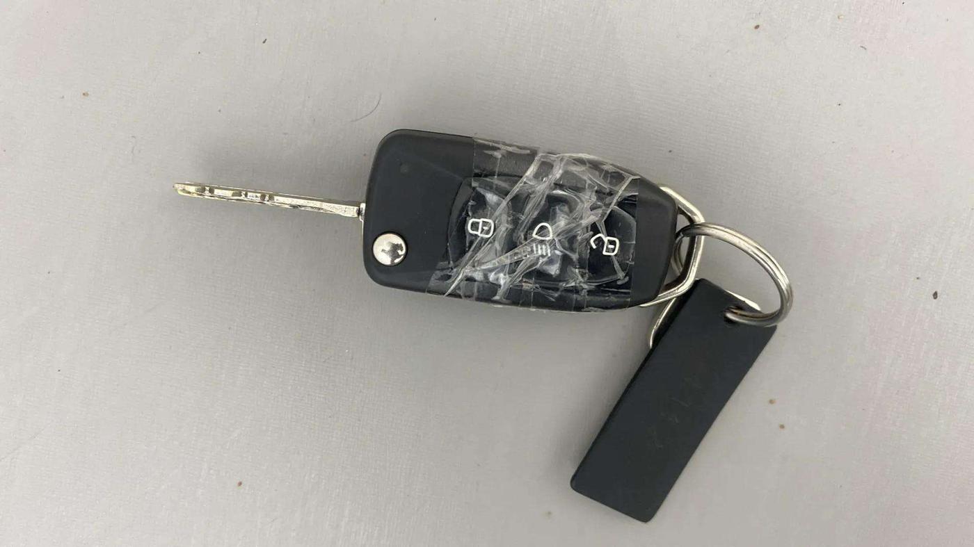 2018 Tata TIAGO NRG PETROL, Petrol, Manual, 50,251 km, Key Close Up
