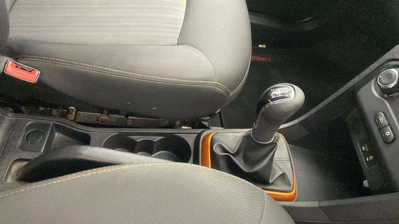 2018 Tata TIAGO NRG PETROL, Petrol, Manual, 50,251 km, Gear Lever