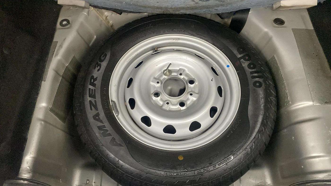 2018 Tata TIAGO NRG PETROL, Petrol, Manual, 50,251 km, Spare Tyre