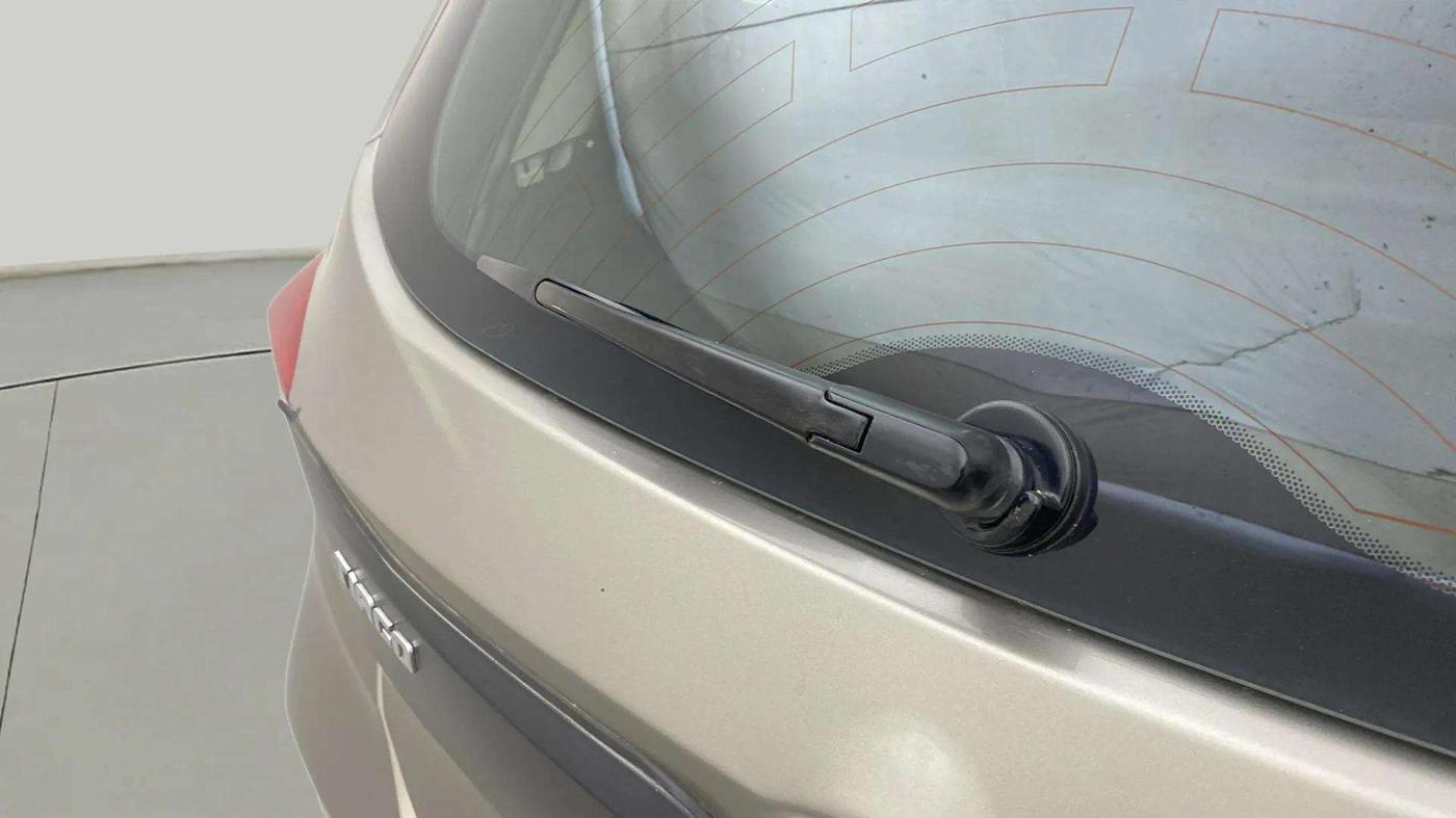 2018 Tata TIAGO NRG PETROL, Petrol, Manual, 50,251 km, Rear Wiper