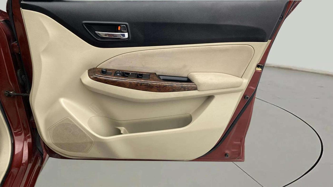 2019 Maruti Dzire VXI AMT, Petrol, Automatic, 77,826 km, Driver Side Door Panels Control