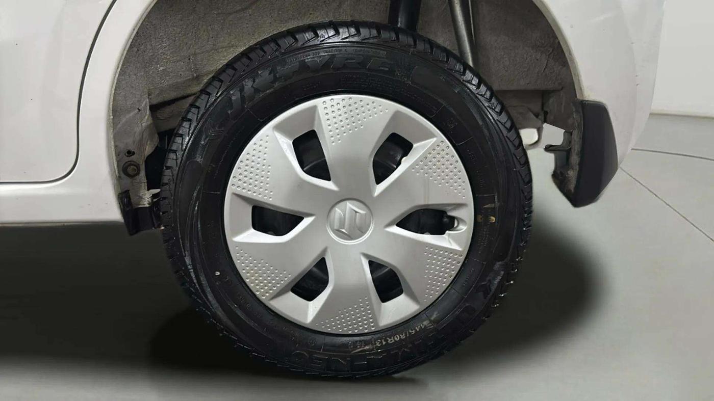 2023 Maruti Alto K10 VXI PLUS AMT, Petrol, Automatic, 2,883 km, Left Rear Wheel