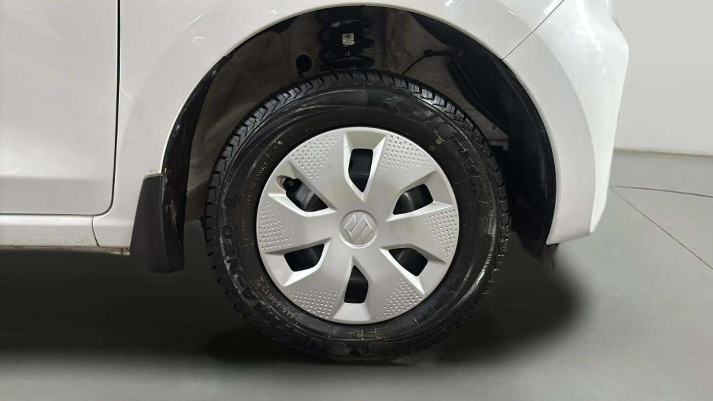 2023 Maruti Alto K10 VXI PLUS AMT, Petrol, Automatic, 2,883 km, Right Front Wheel