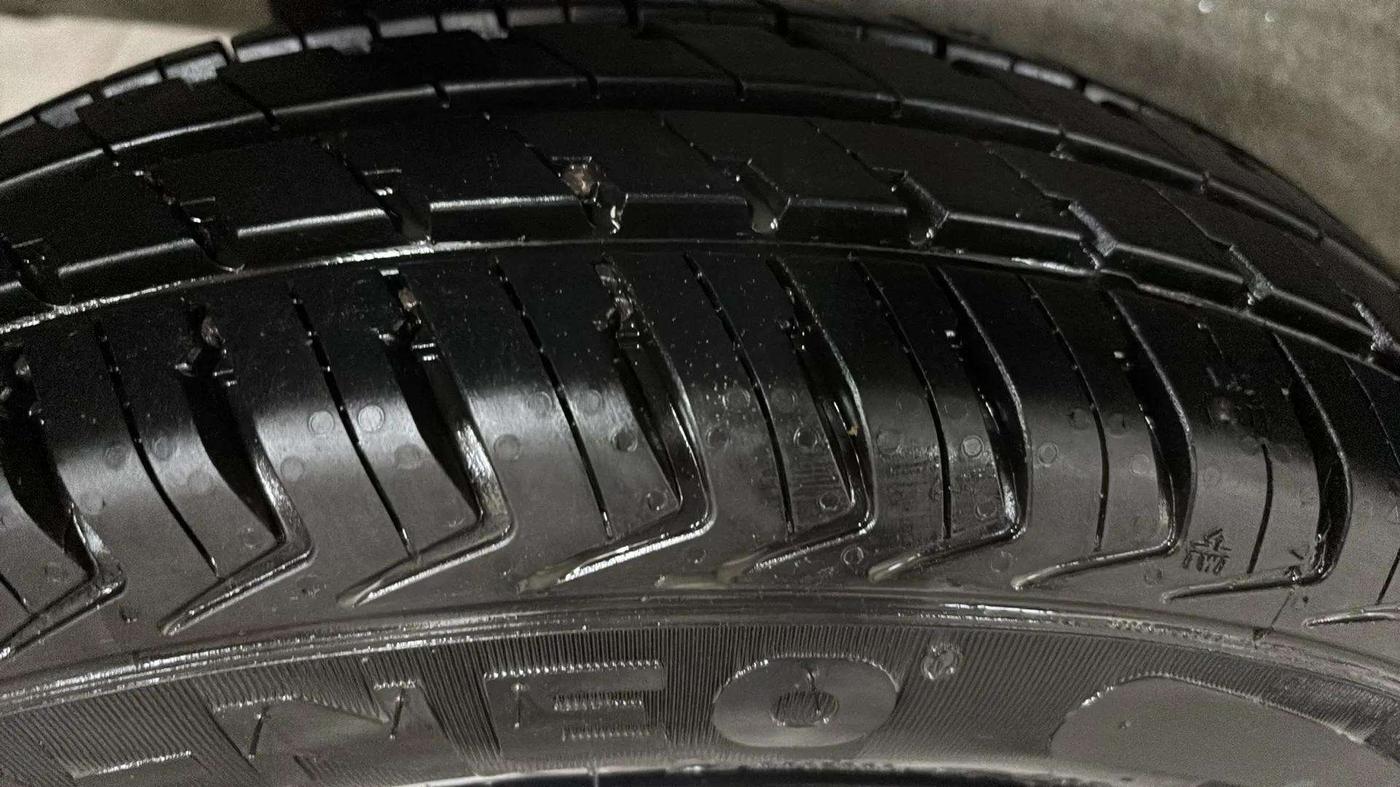 2023 Maruti Alto K10 VXI PLUS AMT, Petrol, Automatic, 2,883 km, Right Rear Tyre Tread
