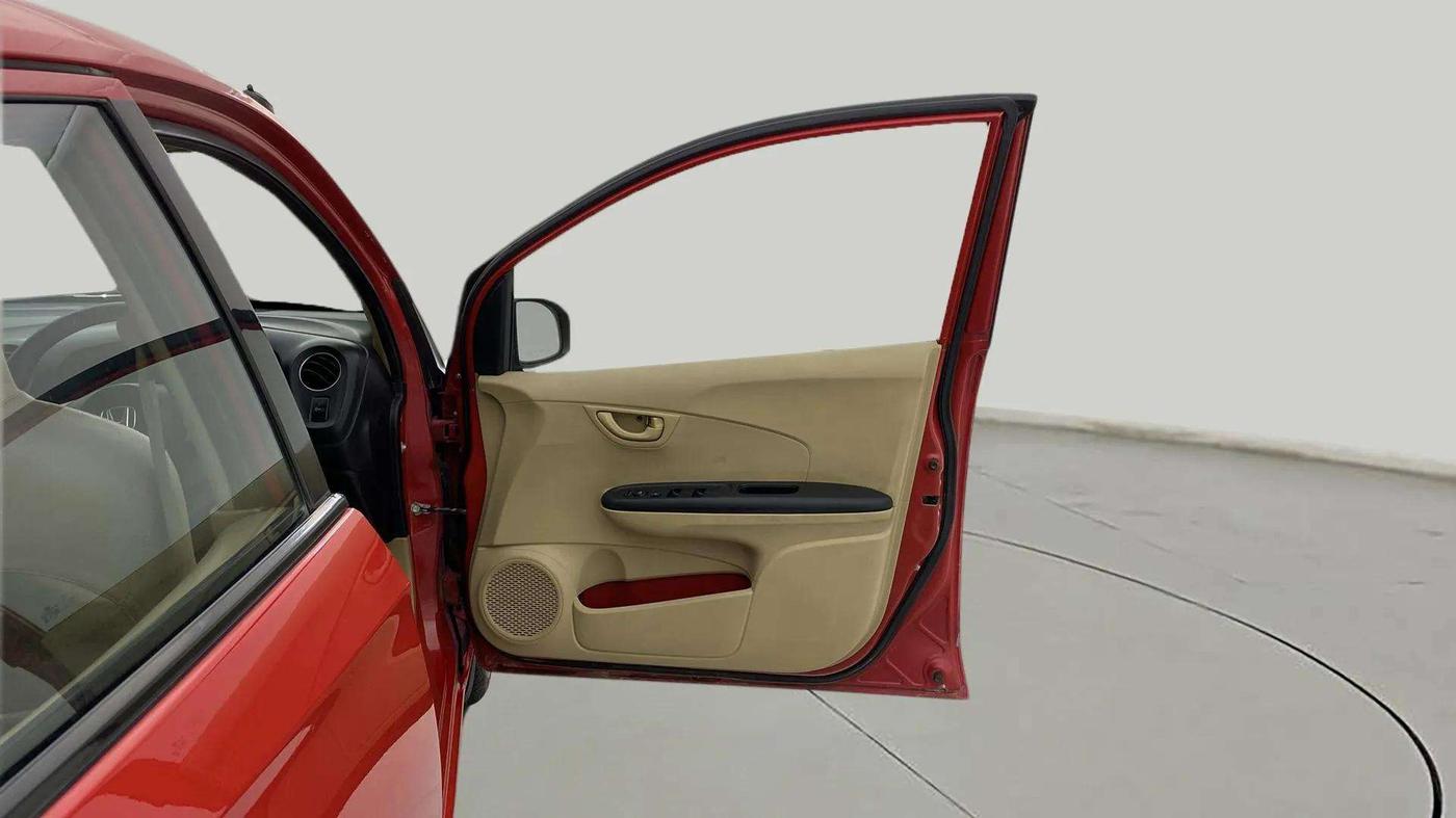 2015 Honda Brio S MT, Petrol, Manual, 28,721 km, RHS Front Door