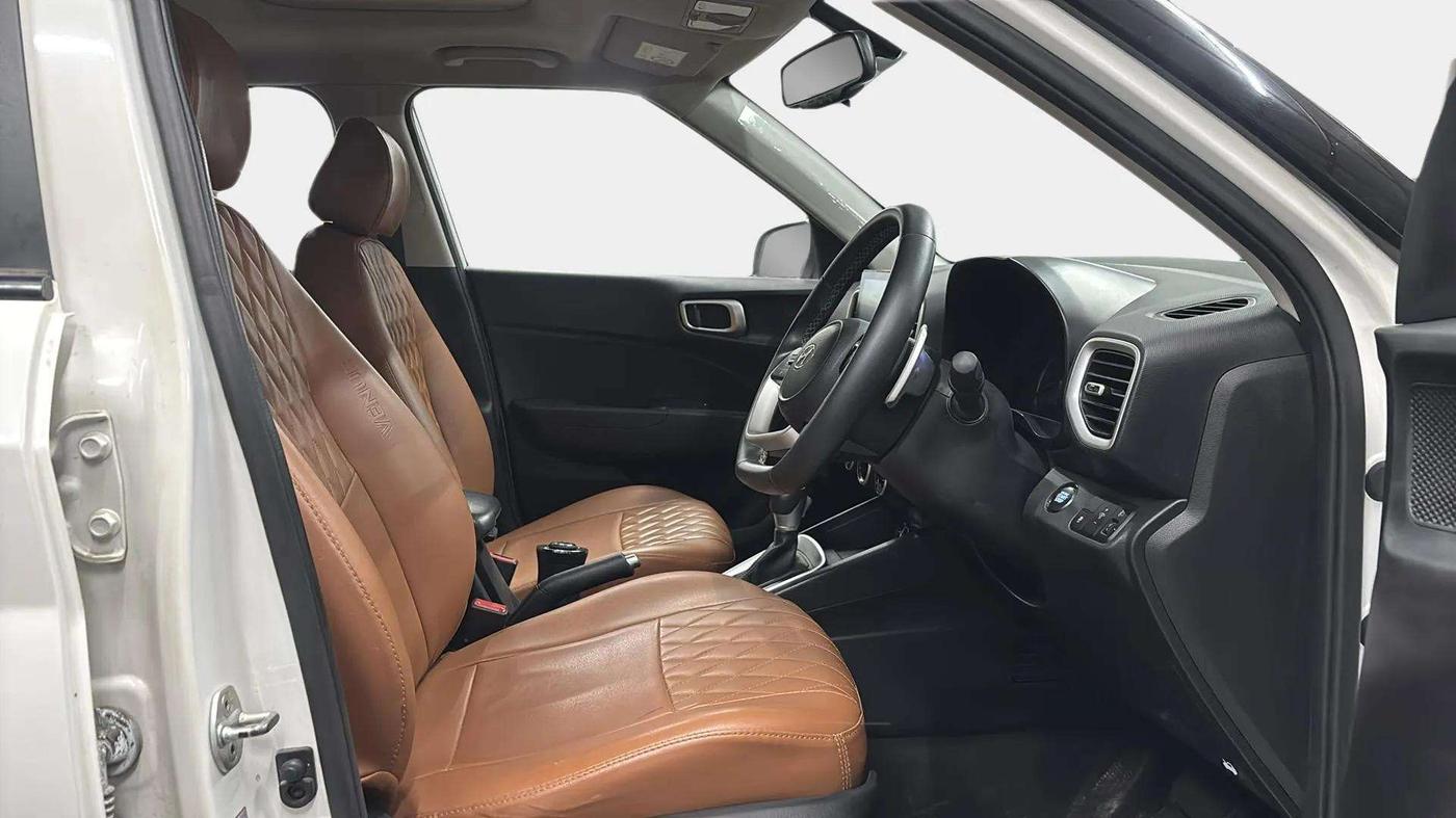 2020 Hyundai VENUE SX PLUS 1.0 TURBO DCT, Petrol, Automatic, 21,534 km, Right Side Front Door Cabin