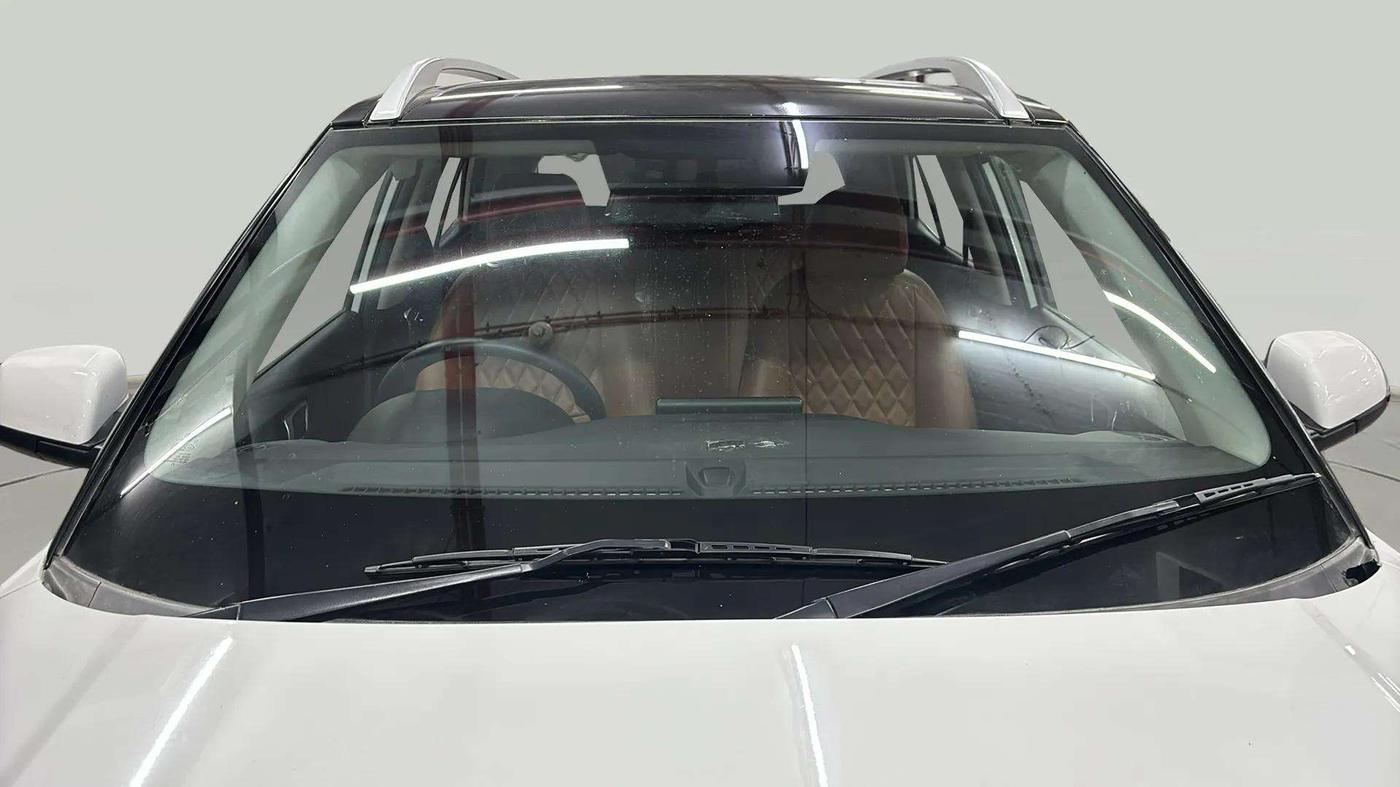 2020 Hyundai VENUE SX PLUS 1.0 TURBO DCT, Petrol, Automatic, 21,534 km, Front Windshield