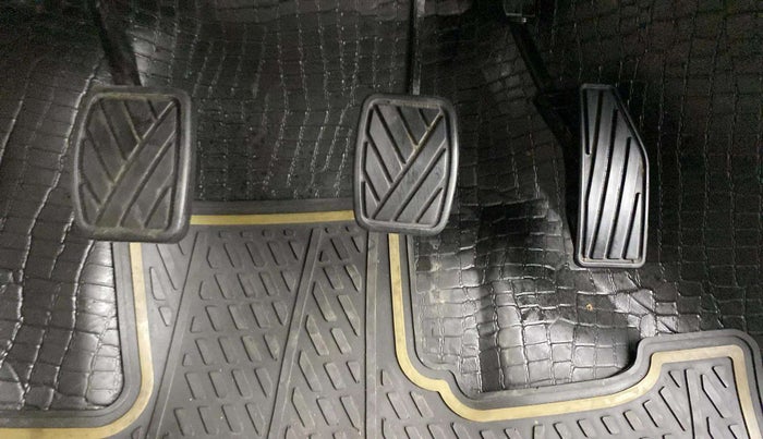 2021 Maruti Dzire ZXI, Petrol, Manual, 53,723 km, Pedals