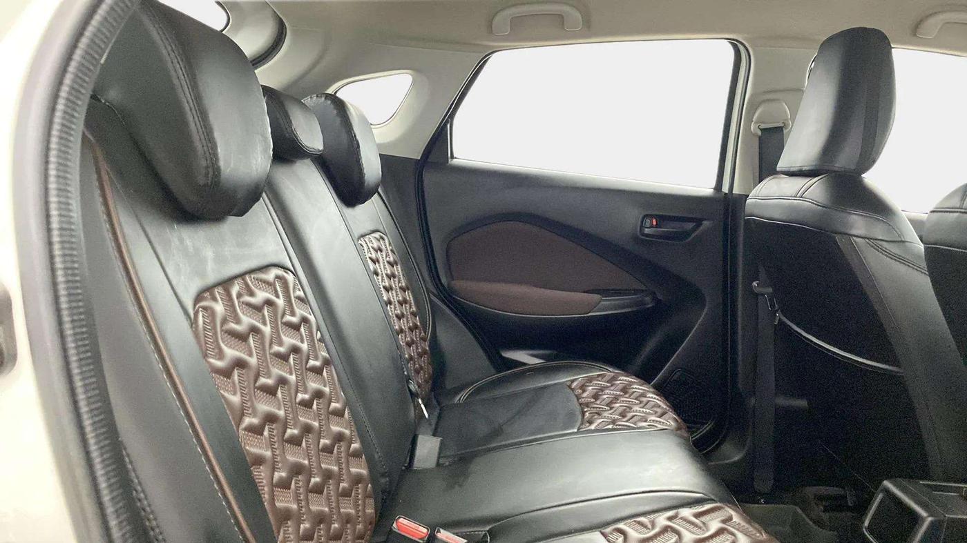 2024 Maruti FRONX DELTA 1.2 AGS, Petrol, Automatic, 14,442 km, Right Side Rear Door Cabin