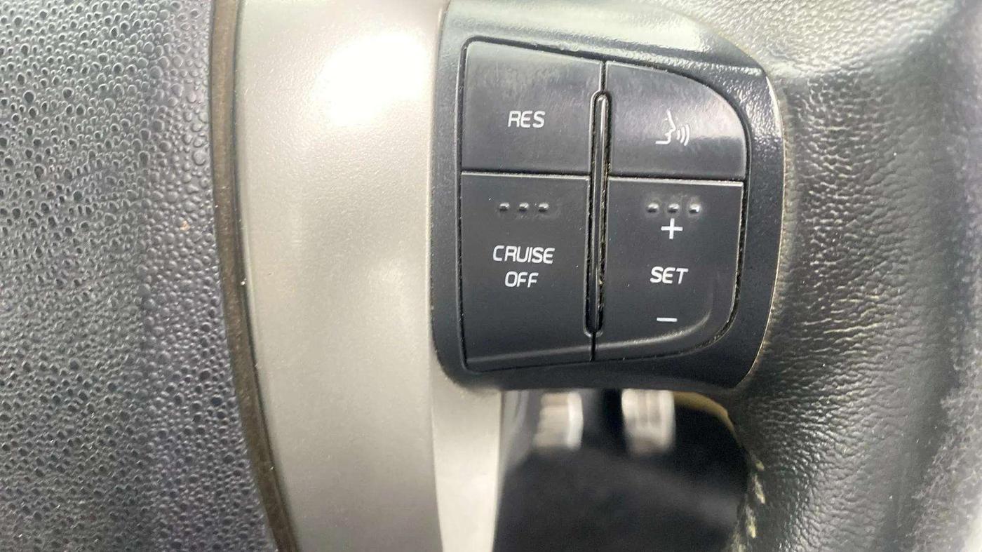 2019 Mahindra XUV500 W11, Diesel, Manual, 96,144 km, Adaptive Cruise Control