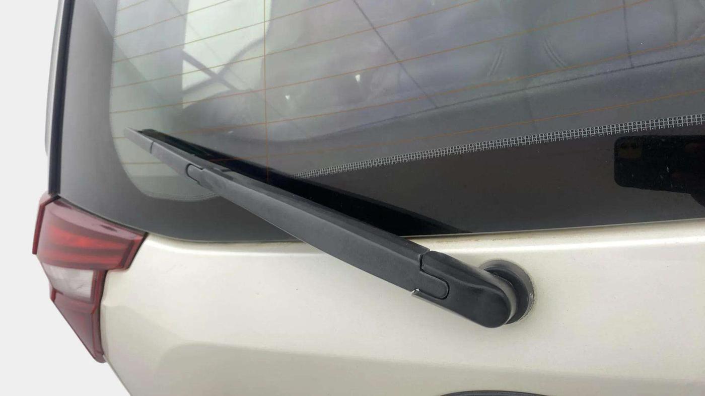 2019 Mahindra XUV500 W11, Diesel, Manual, 96,144 km, Rear Wiper