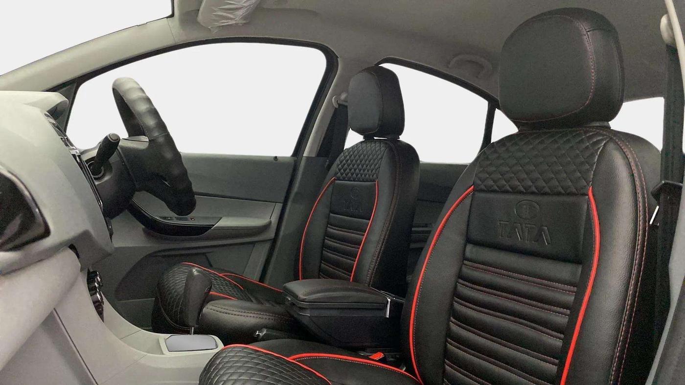 2022 Tata TIGOR XMA PETROL, Petrol, Automatic, 30,336 km, Right Side Front Door Cabin