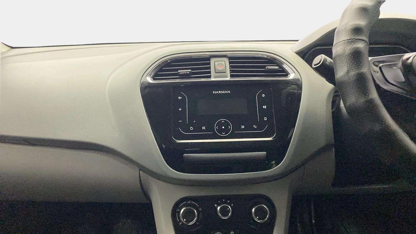 2022 Tata TIGOR XMA PETROL, Petrol, Automatic, 30,336 km, Air Conditioner