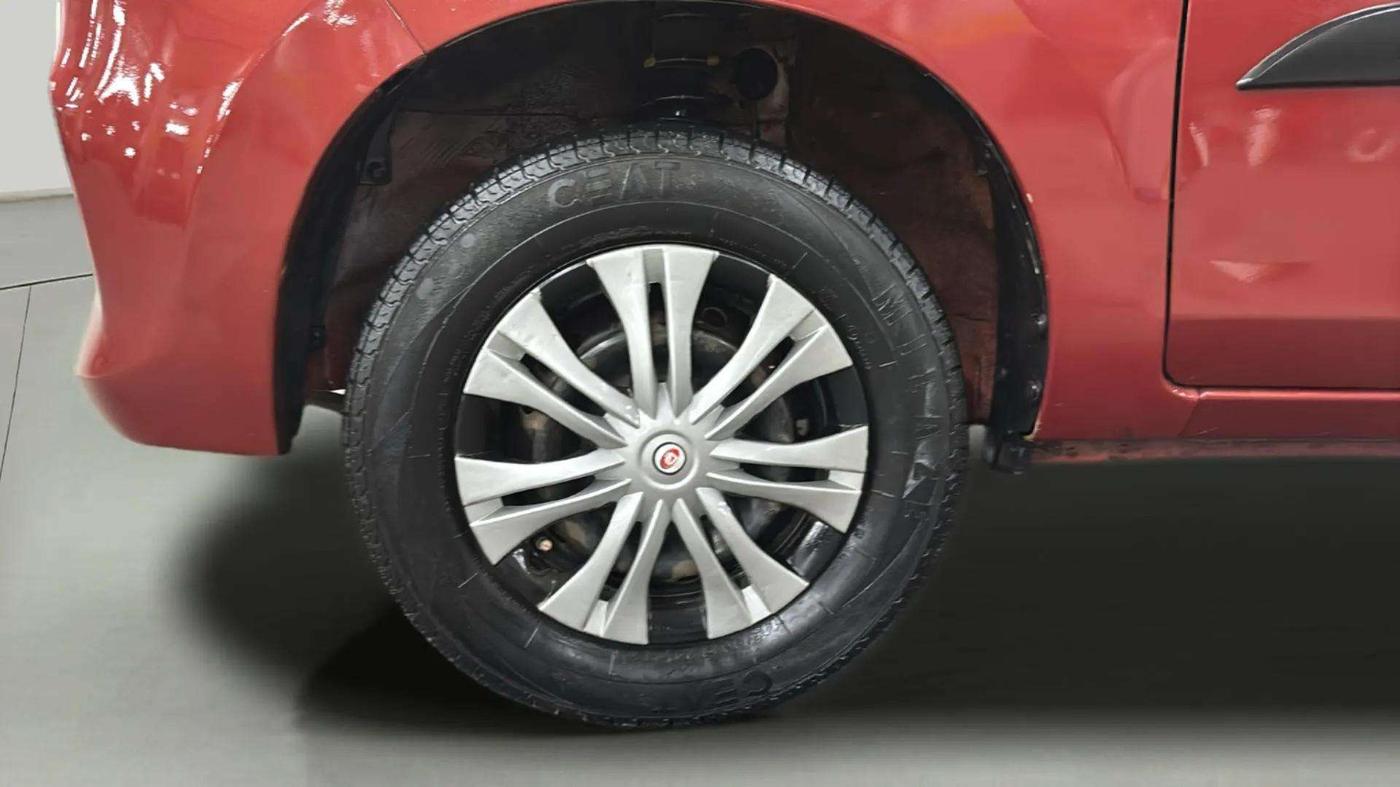 2017 Maruti Alto 800 VXI, Petrol, Manual, 29,914 km, Left Front Wheel