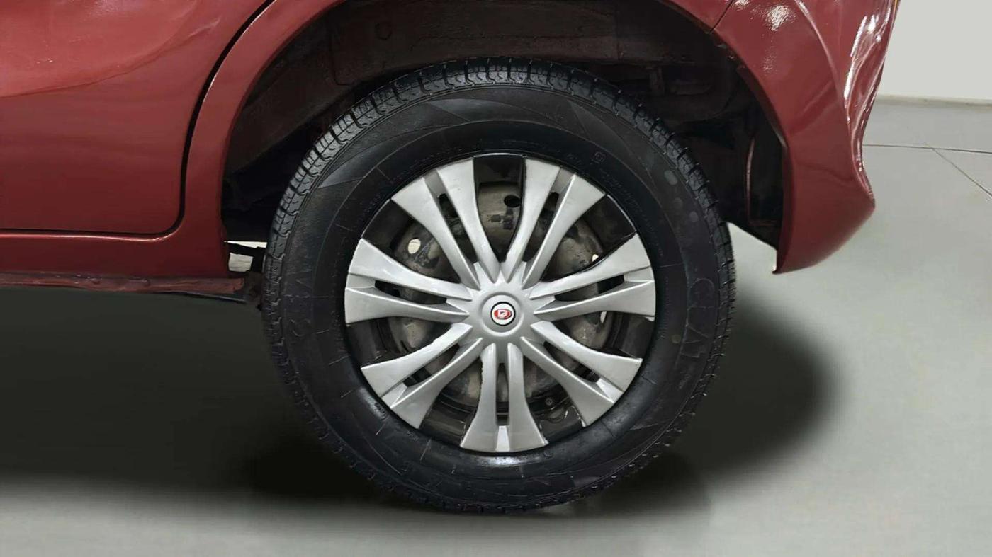 2017 Maruti Alto 800 VXI, Petrol, Manual, 29,914 km, Left Rear Wheel