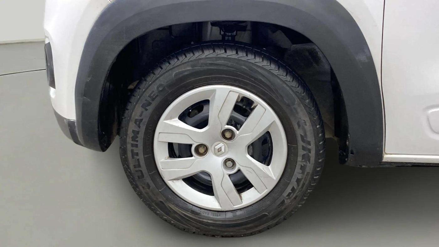 2019 Renault Kwid RXL, Petrol, Manual, 63,781 km, Left Front Wheel