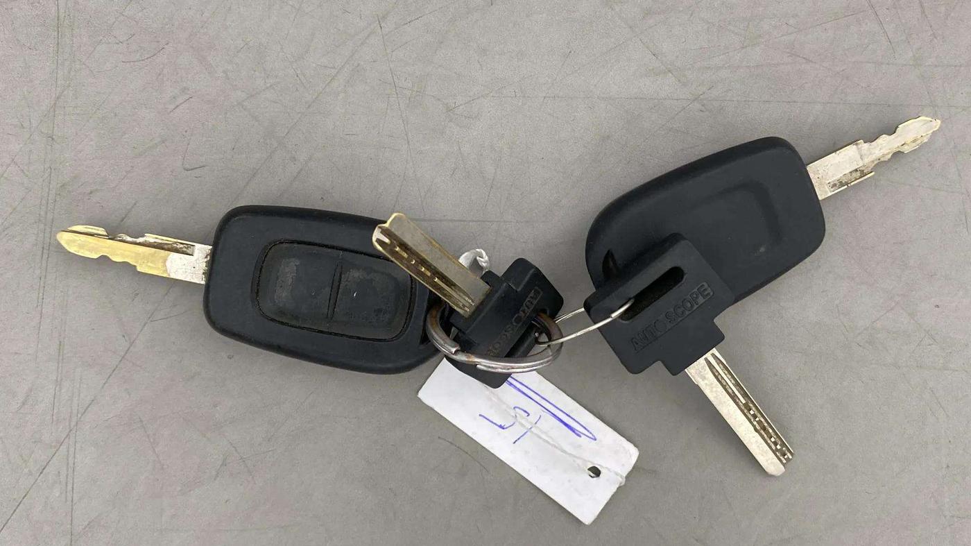 2019 Renault Kwid RXL, Petrol, Manual, 63,781 km, Key Close Up