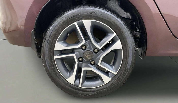 2021 Tata TIGOR XZA PLUS PETROL, Petrol, Automatic, 22,201 km, Right Rear Wheel