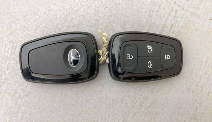 2021 Tata TIGOR XZA PLUS PETROL, Petrol, Automatic, 22,201 km, Key Close Up