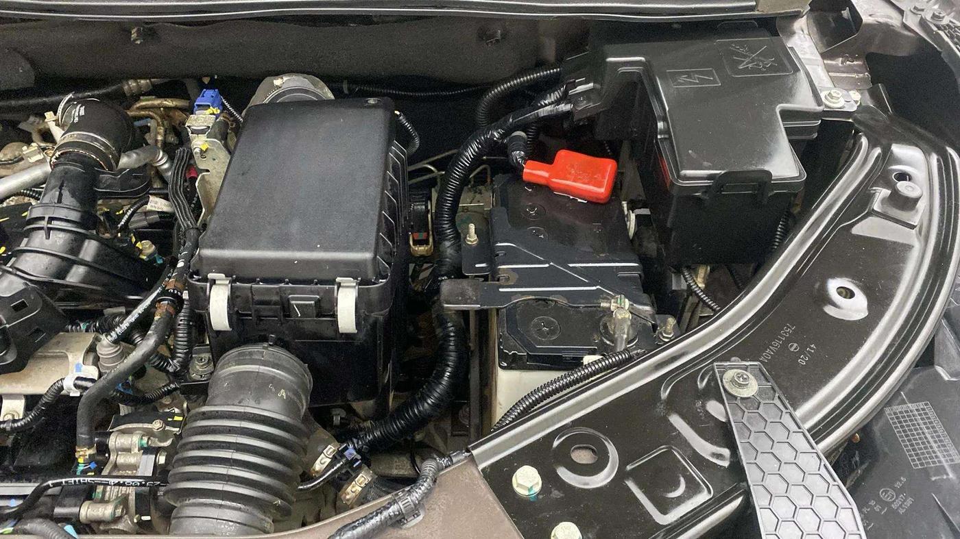2020 Nissan MAGNITE XV PREMIUM TURBO (O), Petrol, Manual, 15,794 km, Engine View - Left