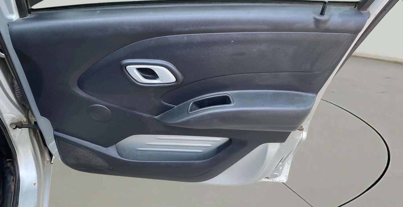 2019 Datsun Redi Go S 1.0, Petrol, Manual, 31,846 km, Driver Side Door Panels Control