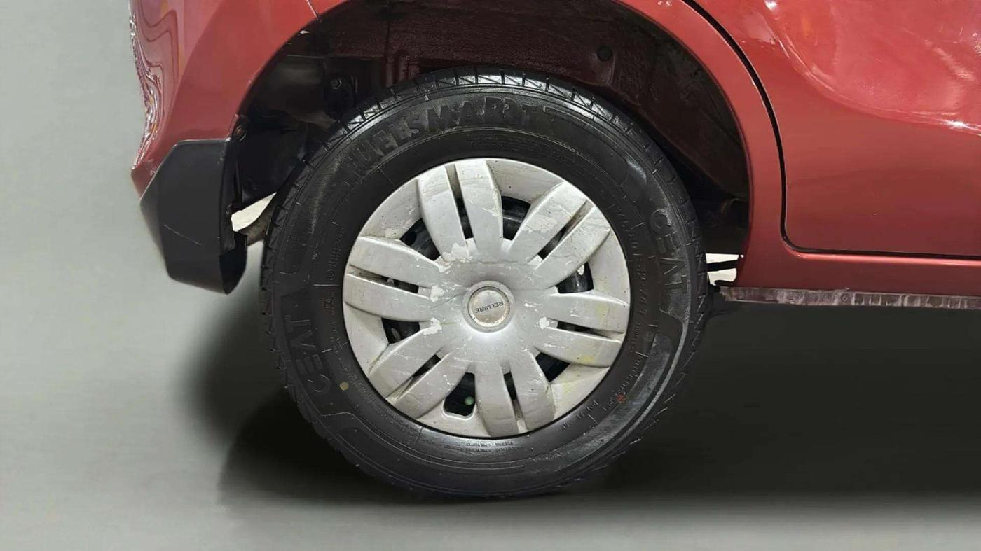 2022 Maruti Alto LXI OPT CNG, CNG, Manual, 23,006 km, Right Rear Wheel