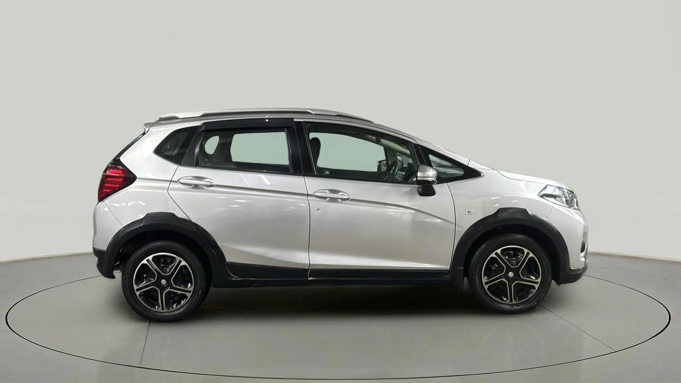 2017 Honda WR-V 1.5L I-DTEC S MT, Diesel, Manual, 38,728 km, Right Side View