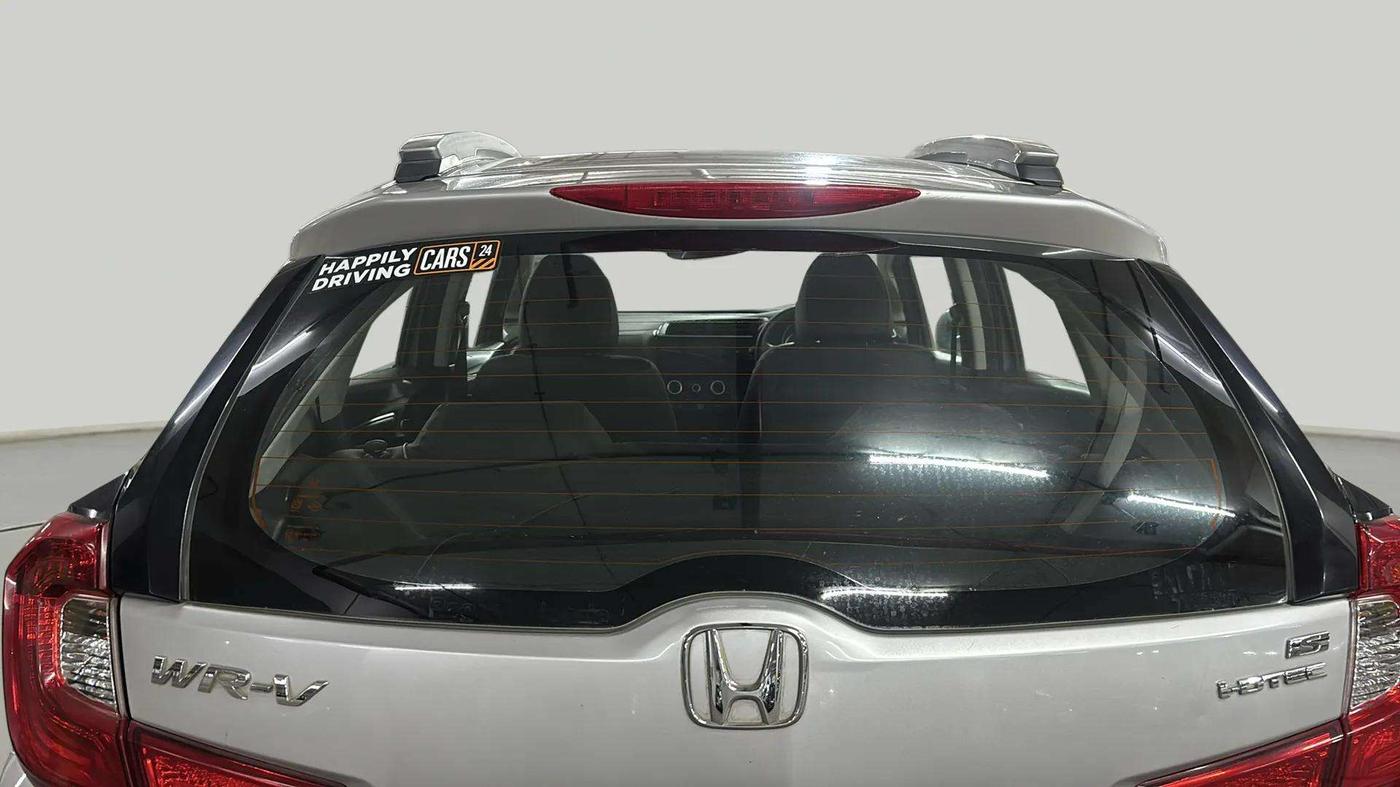 2017 Honda WR-V 1.5L I-DTEC S MT, Diesel, Manual, 38,728 km, Rear Windshield
