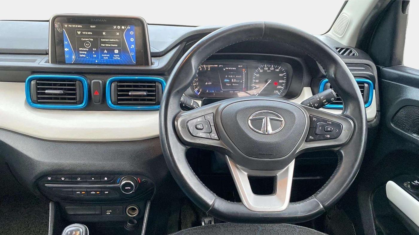 2023 Tata PUNCH CREATIVE  MT, Petrol, Manual, 41,867 km, Steering Wheel Close Up