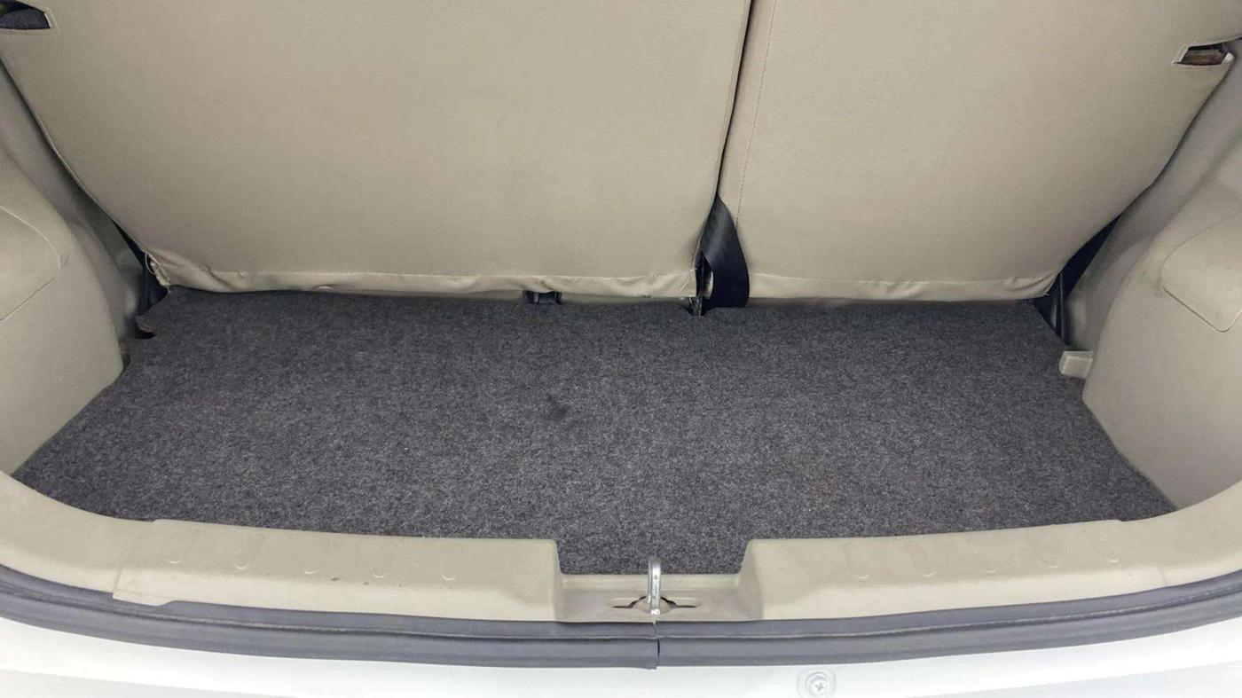 2016 Maruti Celerio ZXI, Petrol, Manual, 31,015 km, Boot Inside