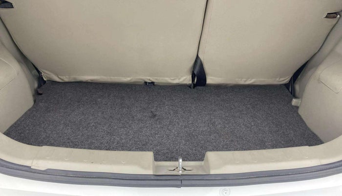 2016 Maruti Celerio ZXI, Petrol, Manual, 31,015 km, Boot Inside