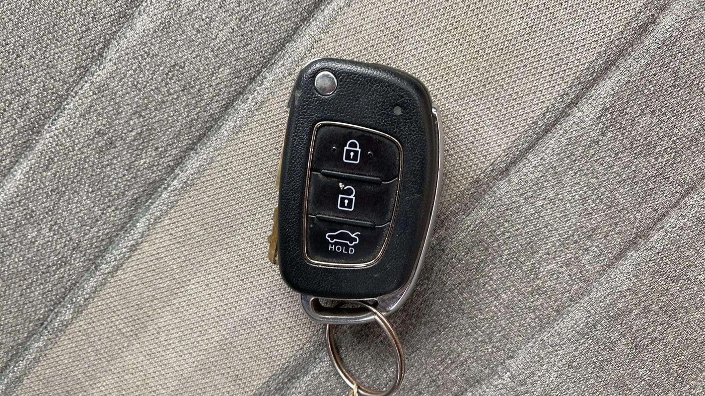2020 Hyundai GRAND I10 NIOS SPORTZ AMT 1.2 KAPPA VTVT, Petrol, Automatic, 23,162 km, Key Close Up