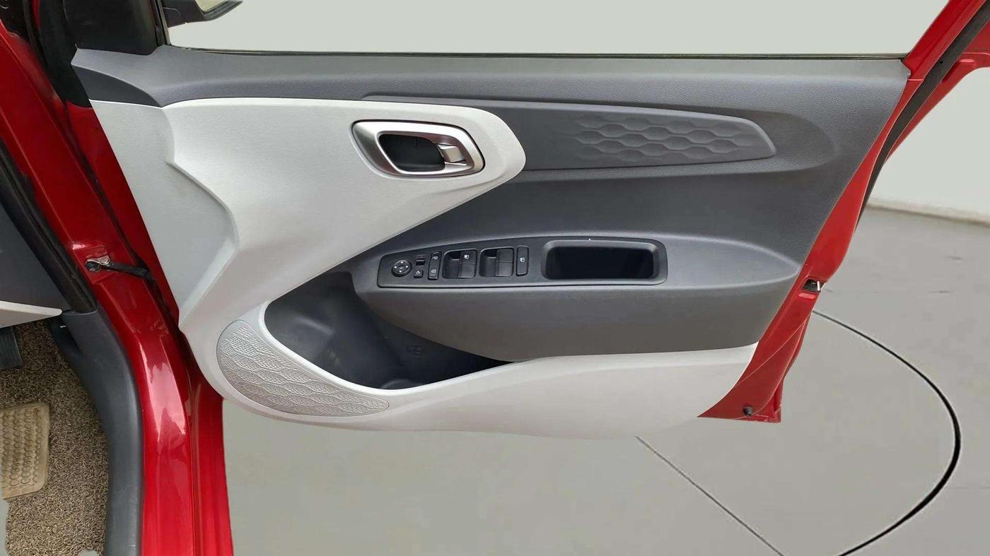 2020 Hyundai GRAND I10 NIOS SPORTZ AMT 1.2 KAPPA VTVT, Petrol, Automatic, 23,162 km, Driver Side Door Panels Control