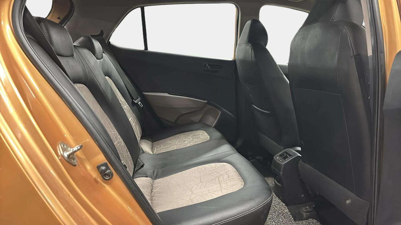 2013 Hyundai Grand i10 MAGNA 1.2 KAPPA VTVT, Petrol, Manual, 53,617 km, Right Side Rear Door Cabin