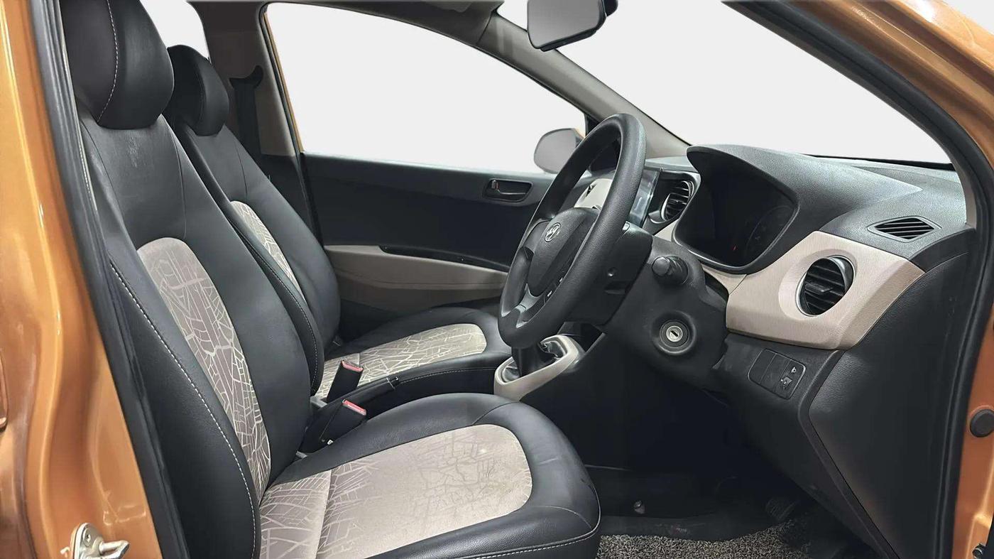 2013 Hyundai Grand i10 MAGNA 1.2 KAPPA VTVT, Petrol, Manual, 53,617 km, Right Side Front Door Cabin