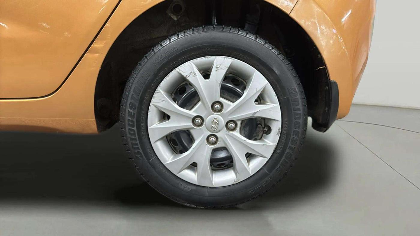 2013 Hyundai Grand i10 MAGNA 1.2 KAPPA VTVT, Petrol, Manual, 53,617 km, Left Rear Wheel