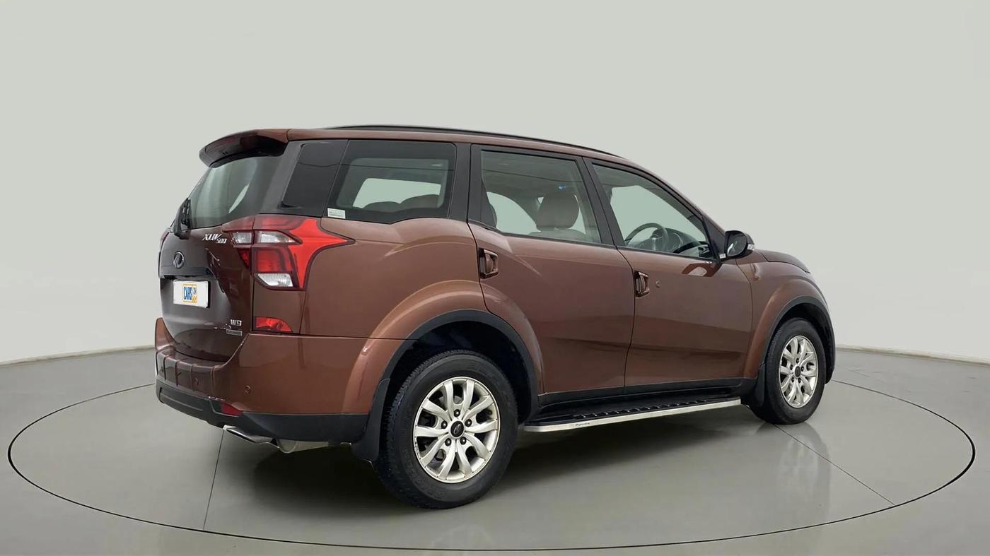 2019 Mahindra XUV500 W9 AT, Diesel, Automatic, 32,691 km, Right Back Diagonal