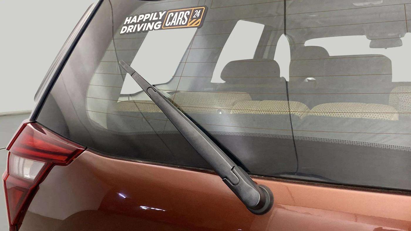 2019 Mahindra XUV500 W9 AT, Diesel, Automatic, 32,691 km, Rear Wiper