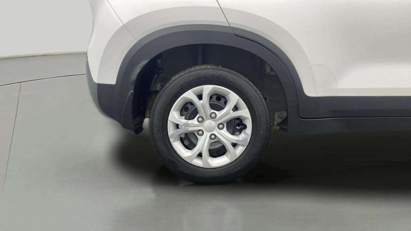 2022 KIA SONET HTE 1.5, Diesel, Manual, 48,062 km, Right Rear Wheel
