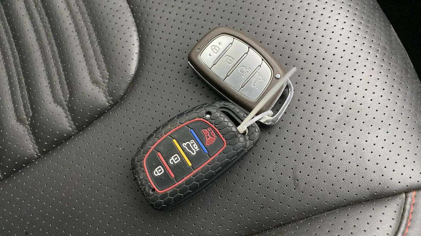 2023 Hyundai Creta SX 1.5 PETROL, Petrol, Manual, 24,954 km, Key Close Up
