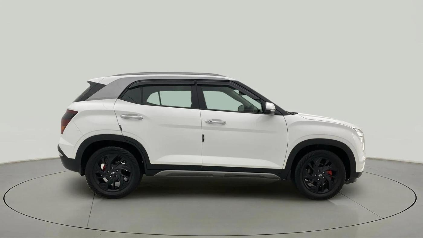 2023 Hyundai Creta SX 1.5 PETROL, Petrol, Manual, 24,954 km, Right Side View