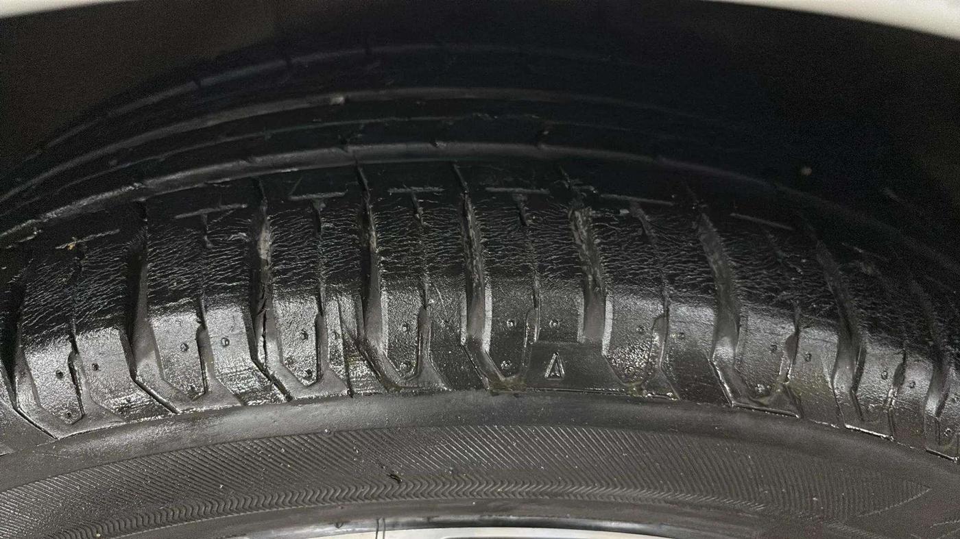 2021 Hyundai Verna SX (O) 1.0 TURBO DCT, Petrol, Automatic, 21,143 km, Left Front Tyre Tread