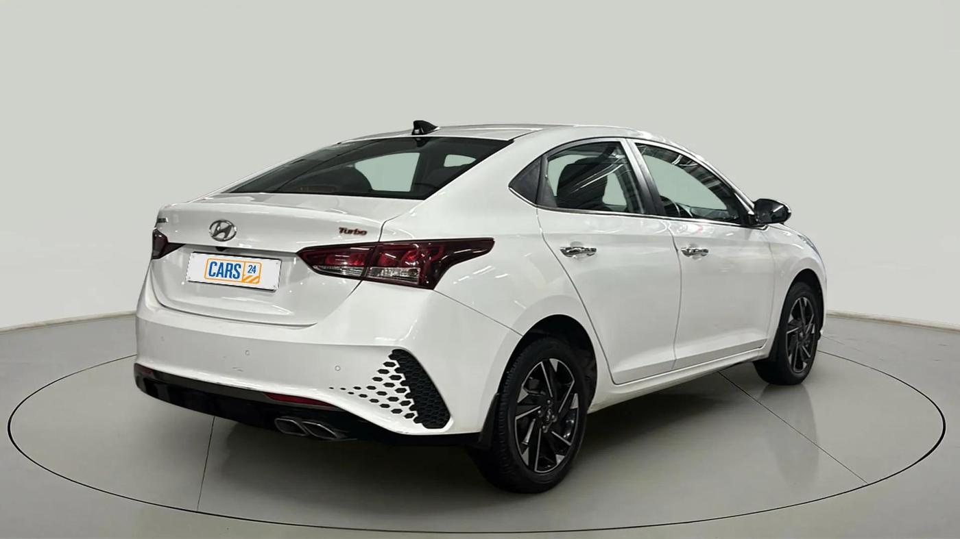 2021 Hyundai Verna SX (O) 1.0 TURBO DCT, Petrol, Automatic, 21,143 km, Right Back Diagonal