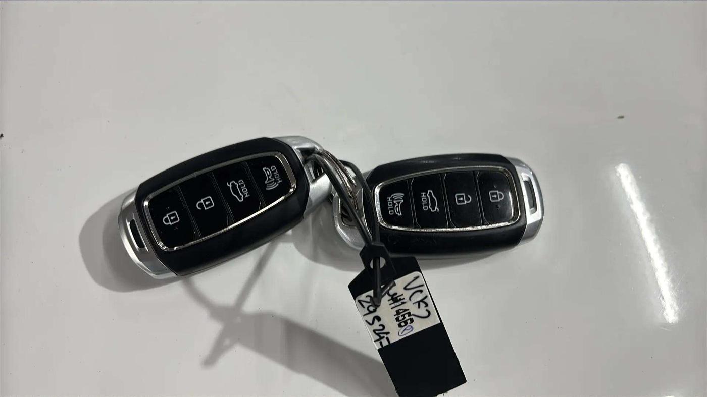 2021 Hyundai Verna SX (O) 1.0 TURBO DCT, Petrol, Automatic, 21,143 km, Key Close Up