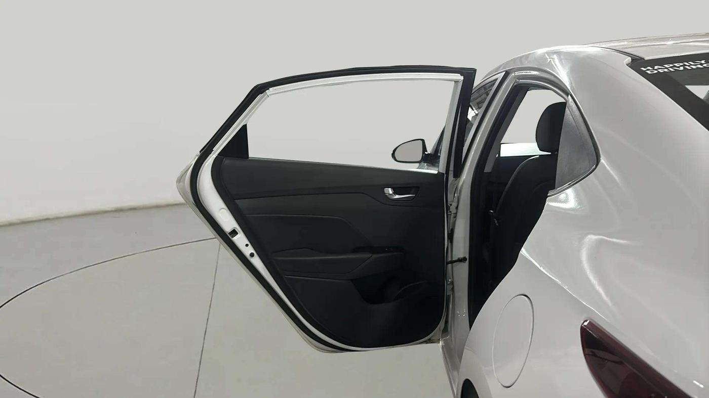 2021 Hyundai Verna SX (O) 1.0 TURBO DCT, Petrol, Automatic, 21,143 km, LHS Rear Door